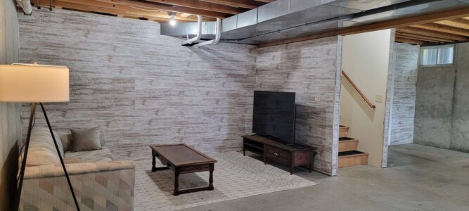 Lower Level Television area Dyer Lake Vacation Home