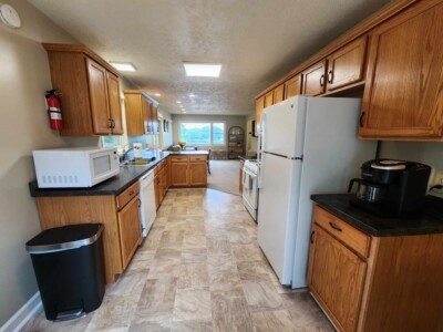 Dyer Lake Vacation Home Kitchen