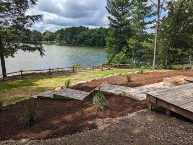 Dyer Lake Vacation Home Back Yard